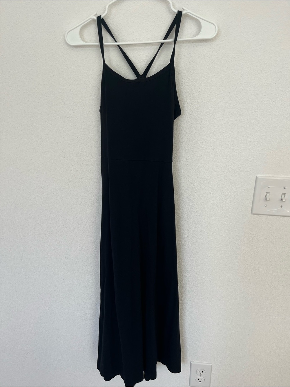 Pact Black Shelf Bra Fit & Flare Organic Stretch Midi Dress - Picture 3 of 11